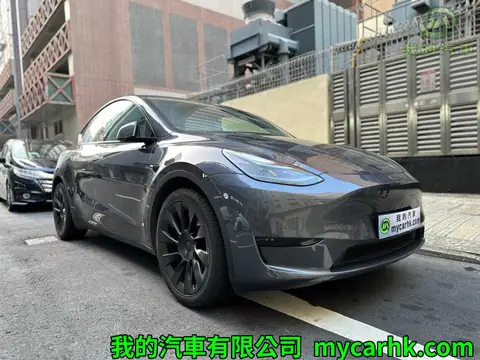 Tesla Model Y RWD