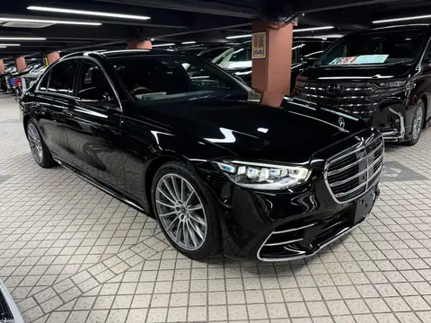 Mercedes Benz S-Class S580