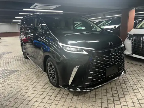 Lexus LM LM 500h